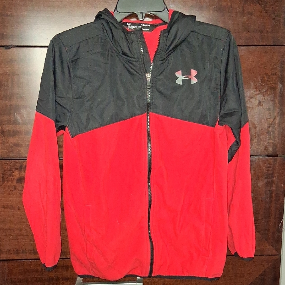 🖤 EUC Under Armour Two-Tone Red and Black Hoodie JUNIOR Large